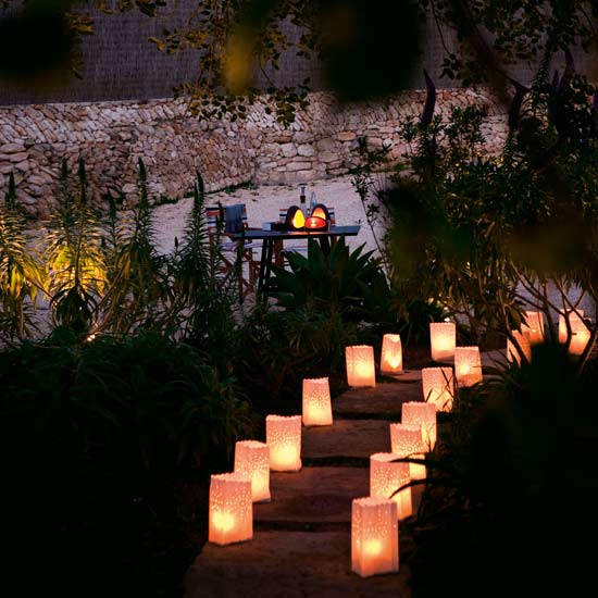 Garden lighting | Urban garden ideas - 10 design tricks | Garden inspiration | Livingetc | PHOTO GALLERY