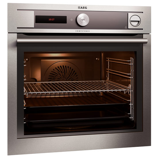 Maxiklasse steam oven by AEG Maxiklasse steam oven by AEG | Must-have kitchen kit - 10 top buys | Kitchen accessories | Kitchen shopping | Beautiful Kitchens | PHOTO GALLERY