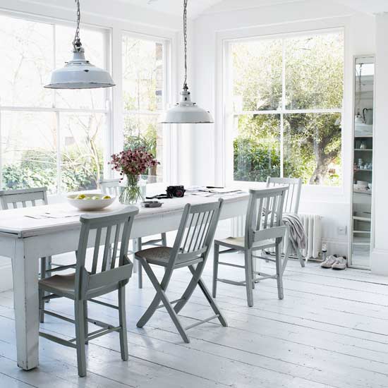 White conservatory White conservatory | Modern conservatories | 10 of the best modern conservatories | Modern conservatory ideas | Conservatory ideas | Livingetc | PHOTO GALLERY