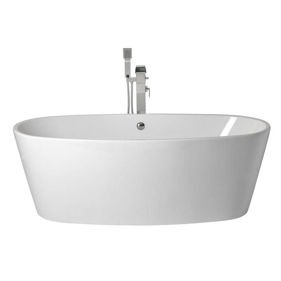 Renaissance bath from Victoria Plumb | bathroom | country | Country Homes & Interiors