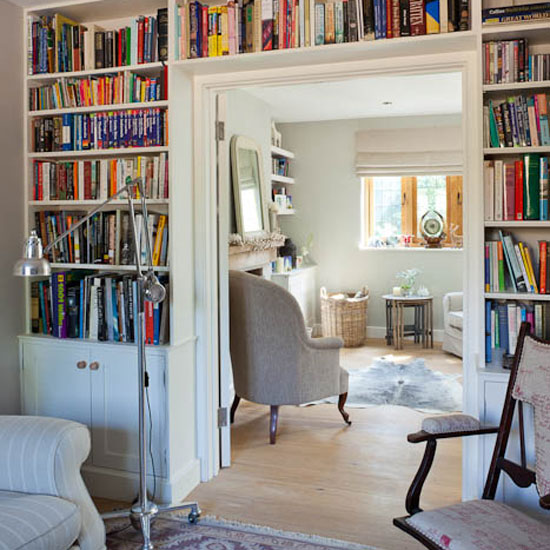 Study Built in bookcases around double doorway in study | Country house | Homes & Gardens | PHOTOGALLERY