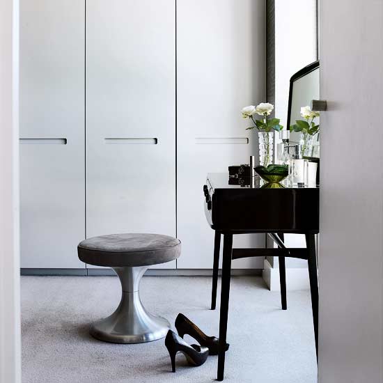 Dressing table | Be inspired by a brilliantly modernised London home | House tour | Livingetc | PHOTO GALLERY