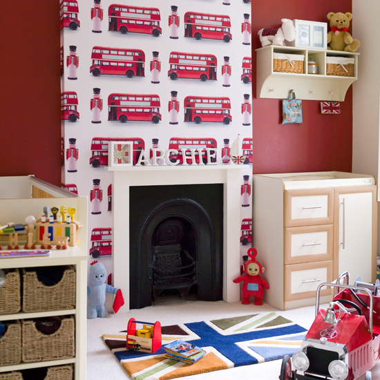 Add quirky wallpaper London buses | Classic British decorating ideas to celebrate the Queen's Jubilee