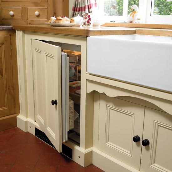 Undercounter fridge Undercounter fridge | Take a tour around a hand-painted country kitchen | Kitchen tour | Beautiful Kitchens | PHOTO GALLERY