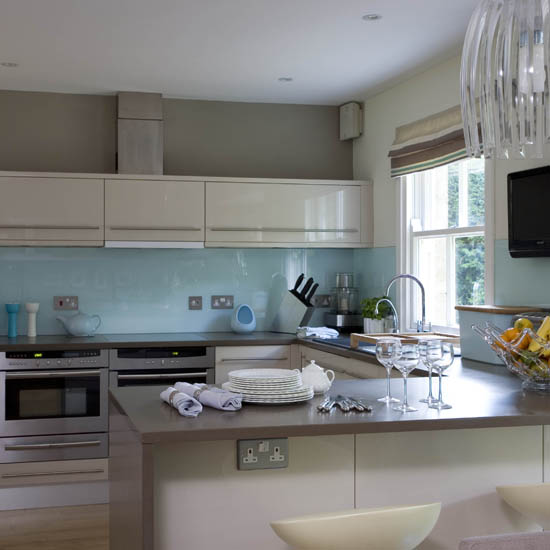 Kitchen | modern | House tour | new build | Cambridgeshire | PHOTO GALLERY | 25 Beautiful Homes | Housetohome