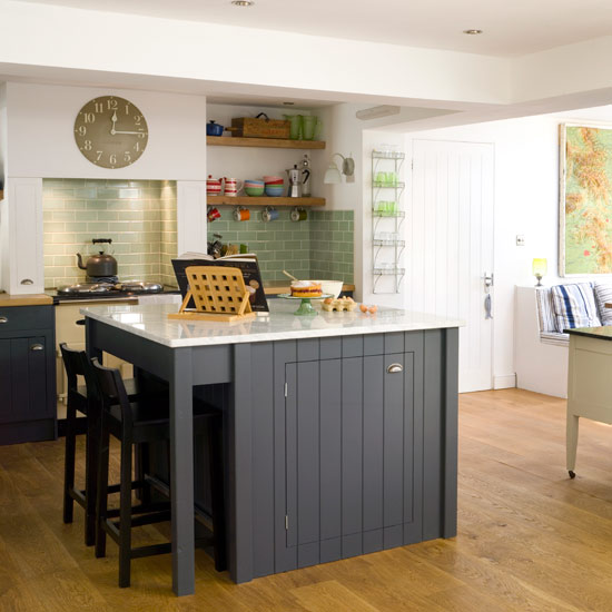 Navy and white kitchen | Traditional kitchens | PHOTO GALLERY | Housetohome