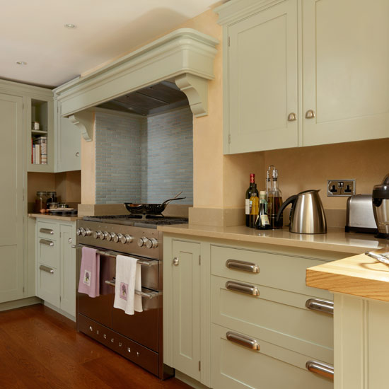 Pastel green kitchen | Traditional kitchens | PHOTO GALLERY | Housetohome