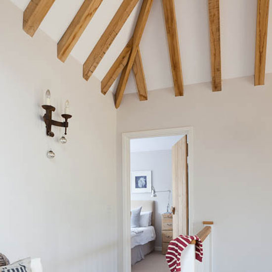 Landing Wooden beams in new-build home | Country house | Homes & Gardens | PHOTOGALLERY