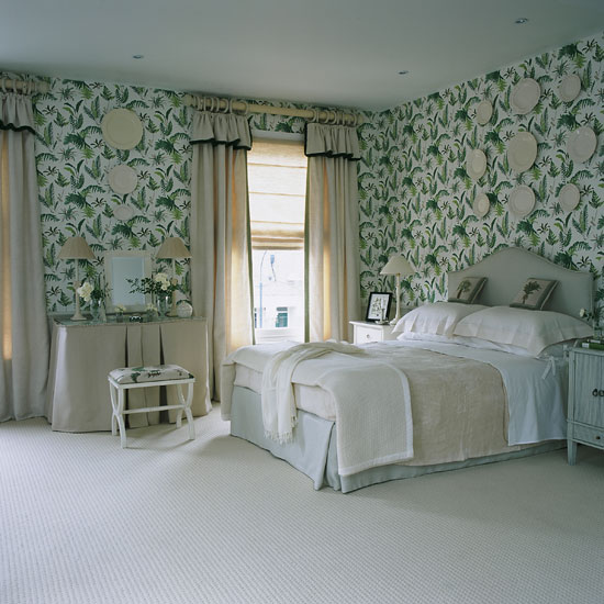 Botanical motif bedroom wallpaper | Room idea | Decorating advice | Homes & Gardens | Housetohome | PHOTOGALLERY