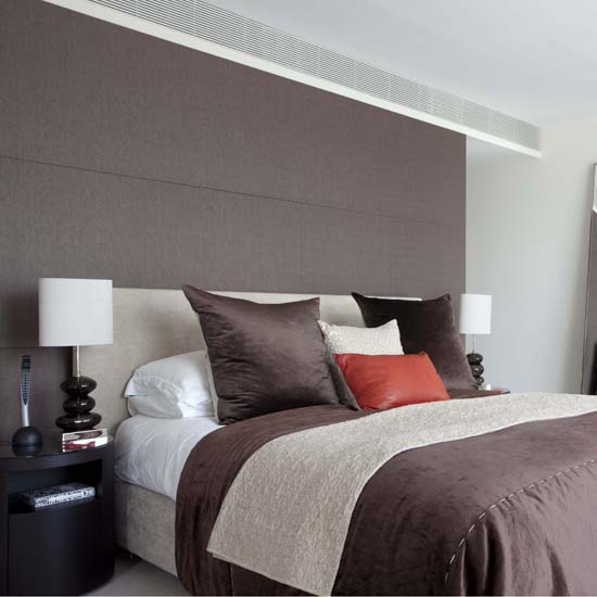 Headboard feature wall Headboard feature wall | Feature walls | decorating ideas | PHOTO GALLERY | 25 Beautiful Homes | Housetohome