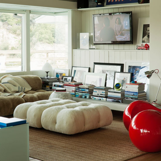 Living room Living room | Take a tour around a creative Fifties bungalow in Hollywood | House tour | Livingetc | PHOTO GALLERY