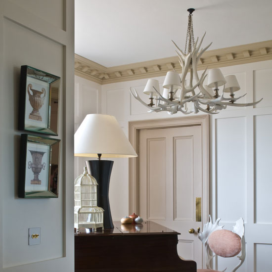 Entrance hall | Colourful country home | House tour | Homes & Gardens | Housetohome | PHOTOGALLERY