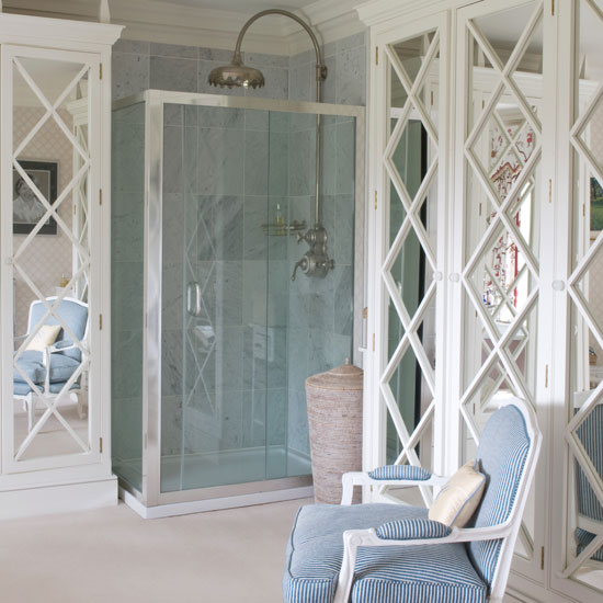 Shower room | Colourful country home | House tour | Homes & Gardens | Housetohome | PHOTOGALLERY