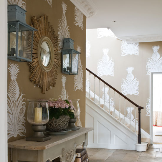 Entrance hall | Colourful country home | House tour | Homes & Gardens | Housetohome | PHOTOGALLERY
