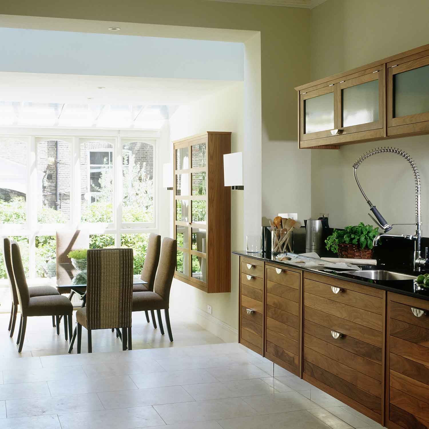 Kitchen-dining room Kitchen-dining room | 19th-century terraced London home | Homes & Gardens | House to Home