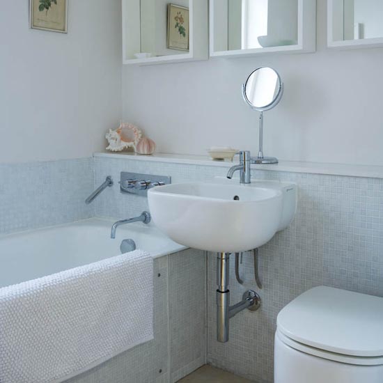 Bathroom Bathroom | Elegant | London house | Victorian | Former railway worker's cottage| House Tour | PHOTO GALLERY | 25 Beautiful Homes | Housetohome