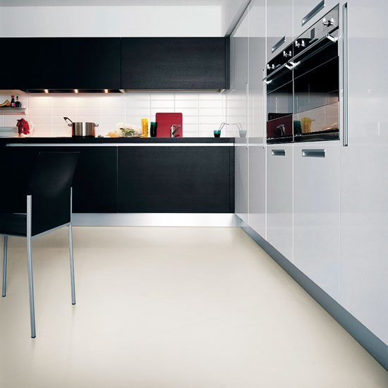 Harvey Maria vinyl | Pale kitchen flooring | Kitchen ideas | Beautiful Kitchens | Housetohome | PHOTOGALLERY