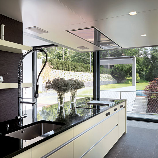 Choose a sleek design | Outdoor kitchens - 10 ideas | Beautiful Kitchens | Housetohome | PHOTOGALLERY