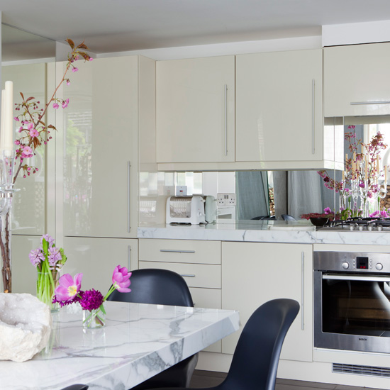 Stylish mirrored kitchen space | Modern kitchen ideas | Homes & Gardens