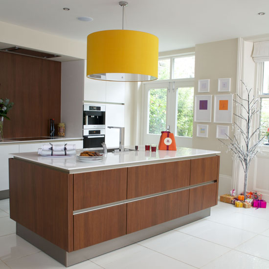 Kitchen | statement pendant | Contemporary kitchens | kitchen decorating ideas | Kitchens | PHOTO GALLERY | 25 Beautiful Homes | Housetohome