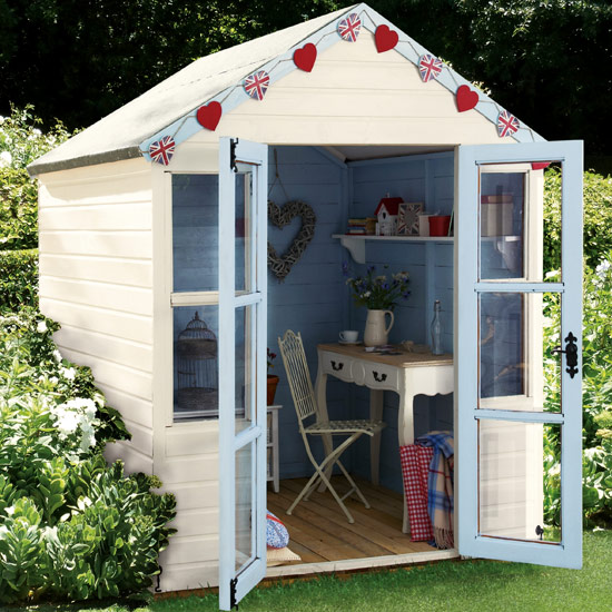 Garden shed Garden shed | Bunting - 10 ideas | Ideas Gallery | Style at Home | Housetohome