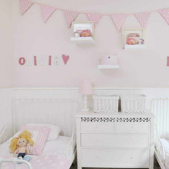 Girl's room Girls room | Bunting - 10 ideas | Ideas Gallery | Style at Home | Housetohome
