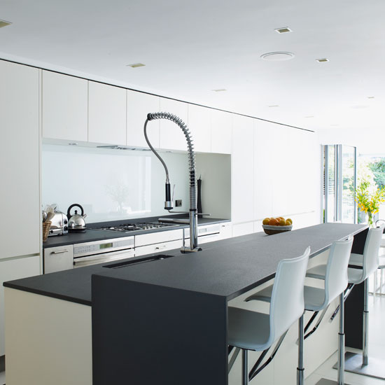 Open-plan kitchen Open-plan kitchen | Refurbished canalside London home | House tour | Homes & Gardens | Housetohome | PHOTOGALLERY
