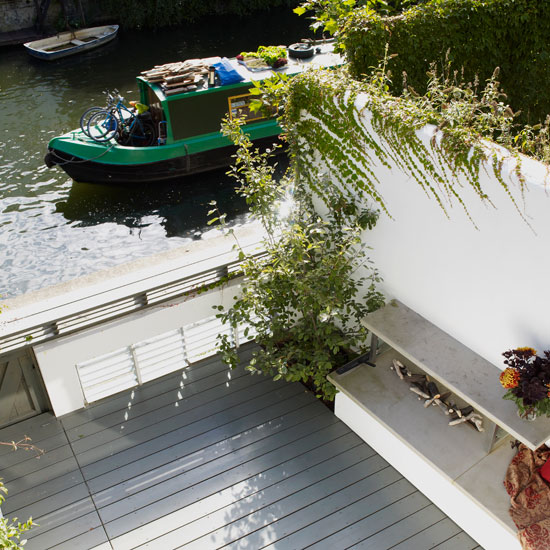 Waterside views Waterside views | Refurbished canalside London home | House tour | Homes & Gardens | Housetohome | PHOTOGALLERY