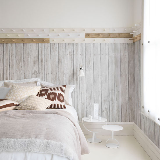 Rustic white bedroom 