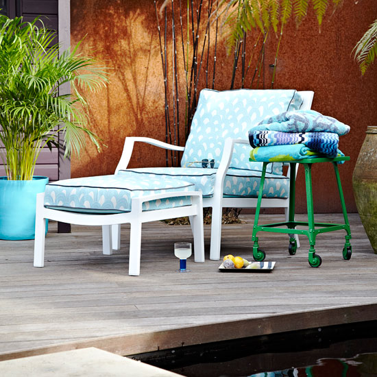 Create a relaxing space Create a relaxing space | Design ideas: colour coated | Acid-bright interiors | Decorating ideas | Homes & Gardens | Housetohome | PHOTOGALLERY