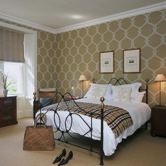 Traditional bedrooms | Bedroom decorating ideas | Bedroom | PHOTO GALLERY | 25 Beautiful Homes | Housetohome