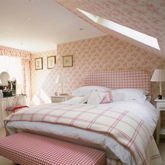 Traditional bedrooms | Bedroom decorating ideas | Bedroom | PHOTO GALLERY | 25 Beautiful Homes | Housetohome