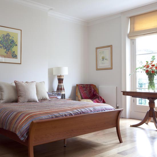 Elegant wood and stripes scheme | Traditional bedrooms | Bedroom decorating ideas | Bedroom | PHOTO GALLERY | 25 Beautiful Homes | Housetohome