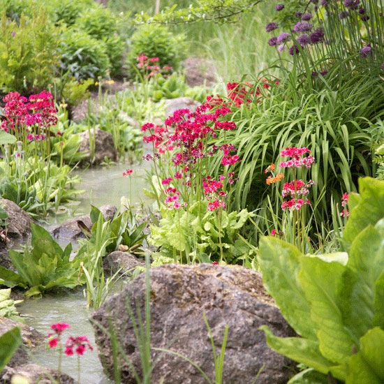 Down beside the stream | Country garden ideas | Homes & Gardens | Housetohome | PHOTOGALLERY