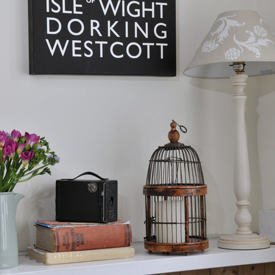 Small accessories | Vintage decorating - 10 ideas | IDEAS GALLERY | Style at Home | Housetohome