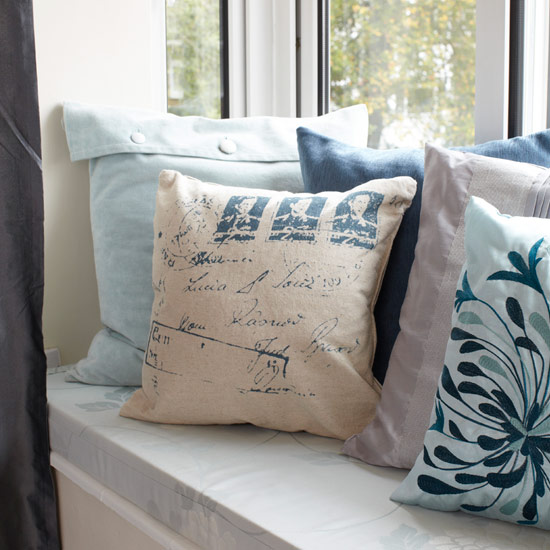 Cushions | Vintage decorating - 10 ideas | IDEAS GALLERY | Style at Home | Housetohome