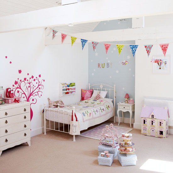 Girls bedroom wall art Girls bedroom wall art | House tour | PHOTO GALLERY | Country Homes and Interiors | Housetohome.co.uk