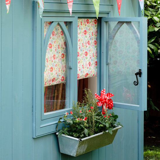 Welcoming window Welcoming window | Summerhouse style - 10 ideas | PHOTO GALLERY | Housetohome.co.uk