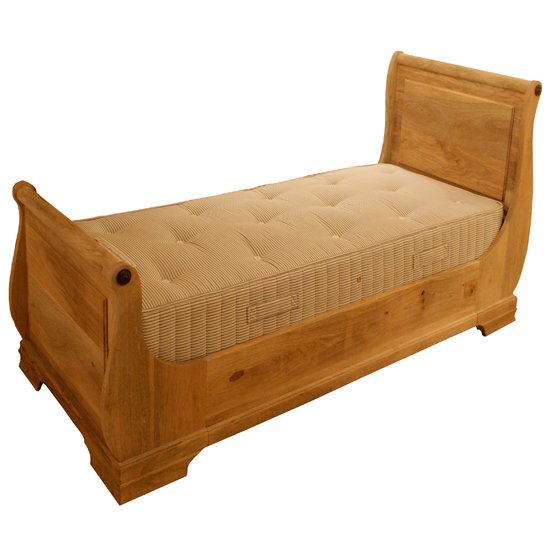 French Sleigh Bed from Scumble Goosie | Kids' beds | Children's bedroom furniture | Bedrom furniture | Children's bedroom | PHOTO GALLERY | 25 Beautiful Homes | Housetohome