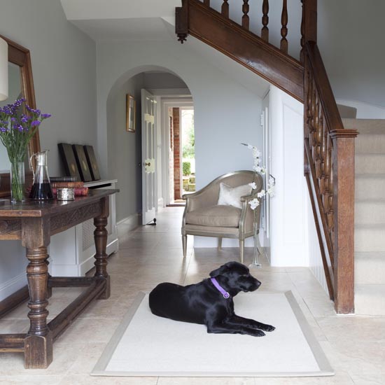 Entrance hall Entrance hall | House tour | Hampshire vicarage | Georgian house | PHOTO GALLERY | 25 Beautiful Homes | Housetohome
