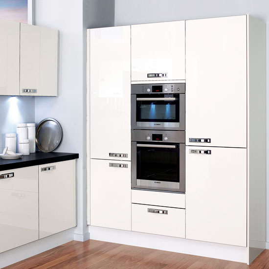 Kitchen cabinetry from Wren Kitchens | PHOTO GALLERY | Beautiful Kitchens | Housetohome.co.uk