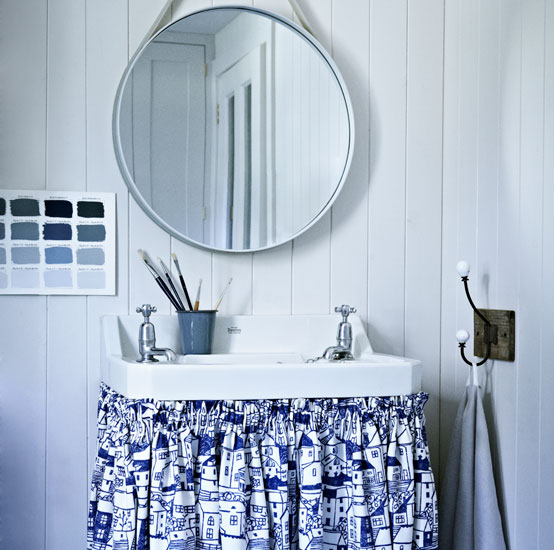 Cornish-style bathroom Cornish-style bathroom | Bathroom ideas | Homes & Gardens | Housetohome