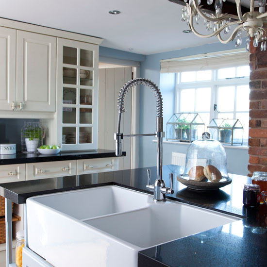 Cream shaker-style kitchen 