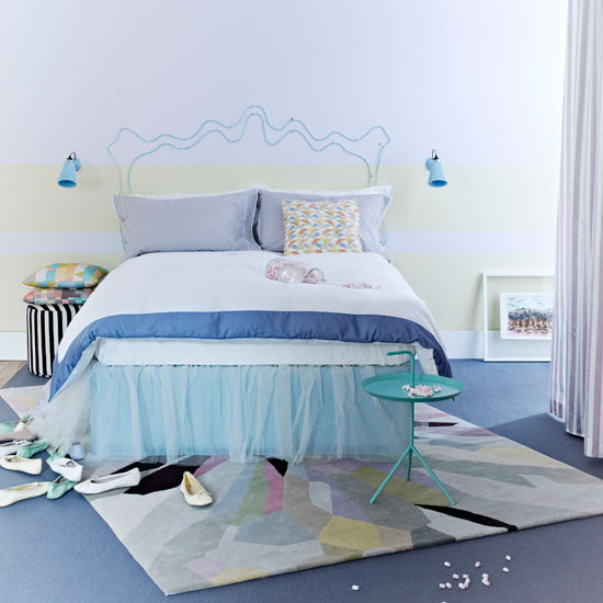 Punchy pastel bedroom 