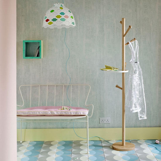 Retro-chic hallway 