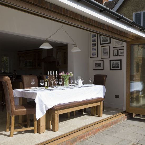 Modern conservatory dining | Conservatory dining | Dining ideas | Garden rooms | Conservatory | PHOTO GALLERY | 25 Beautiful Homes | Housetohome
