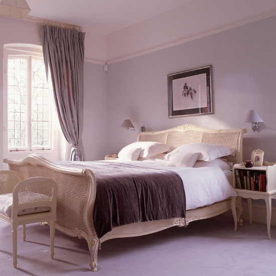 Master bedroom Classic neutral bedroom | 17th-century Oxfordshire farmhouse tour | PHOTO GALLERY | Homes & Gardens | Housetohome