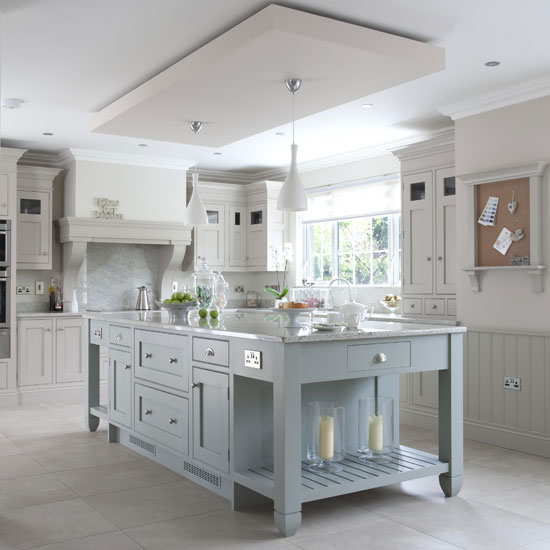 Colour coordinate | Kitchen | PHOTO GALLERY | Homes & Gardens | Housetohome.co.uk