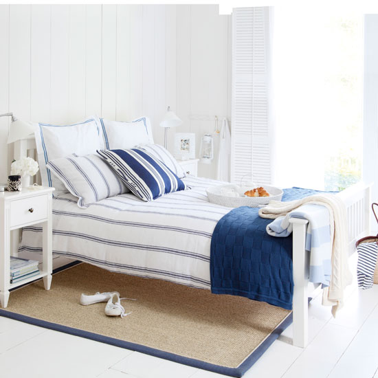 Create a nautical look Blue and white summer bedroom | Bedroom decorating ideas | PHOTO GALLERY | Homes & Gardens | Housetohome.co.uk