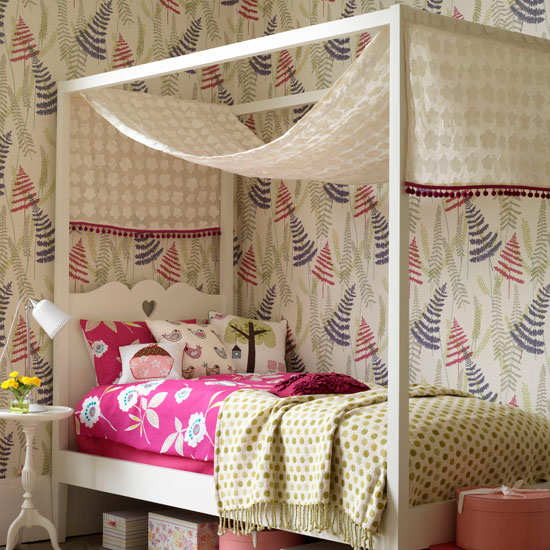Use bold wallpaper Colourful bedroom with bed canopy and patterned wallpaper | Summer bedroom decorating ideas | PHOTO GALLERY | Homes & Gardens | Housetohome.co.uk